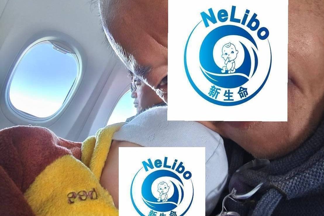 单身代孕：60岁单身台湾父亲在吉尔吉斯完成代孕程序后，顺利取得宝宝护照与签证，在回程飞机上紧紧抱着儿子，准备抵达台湾桃园机场圆梦